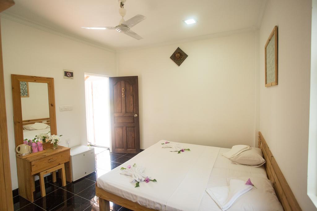 Faza View Inn, مافوشي المظهر الخارجي الصورة