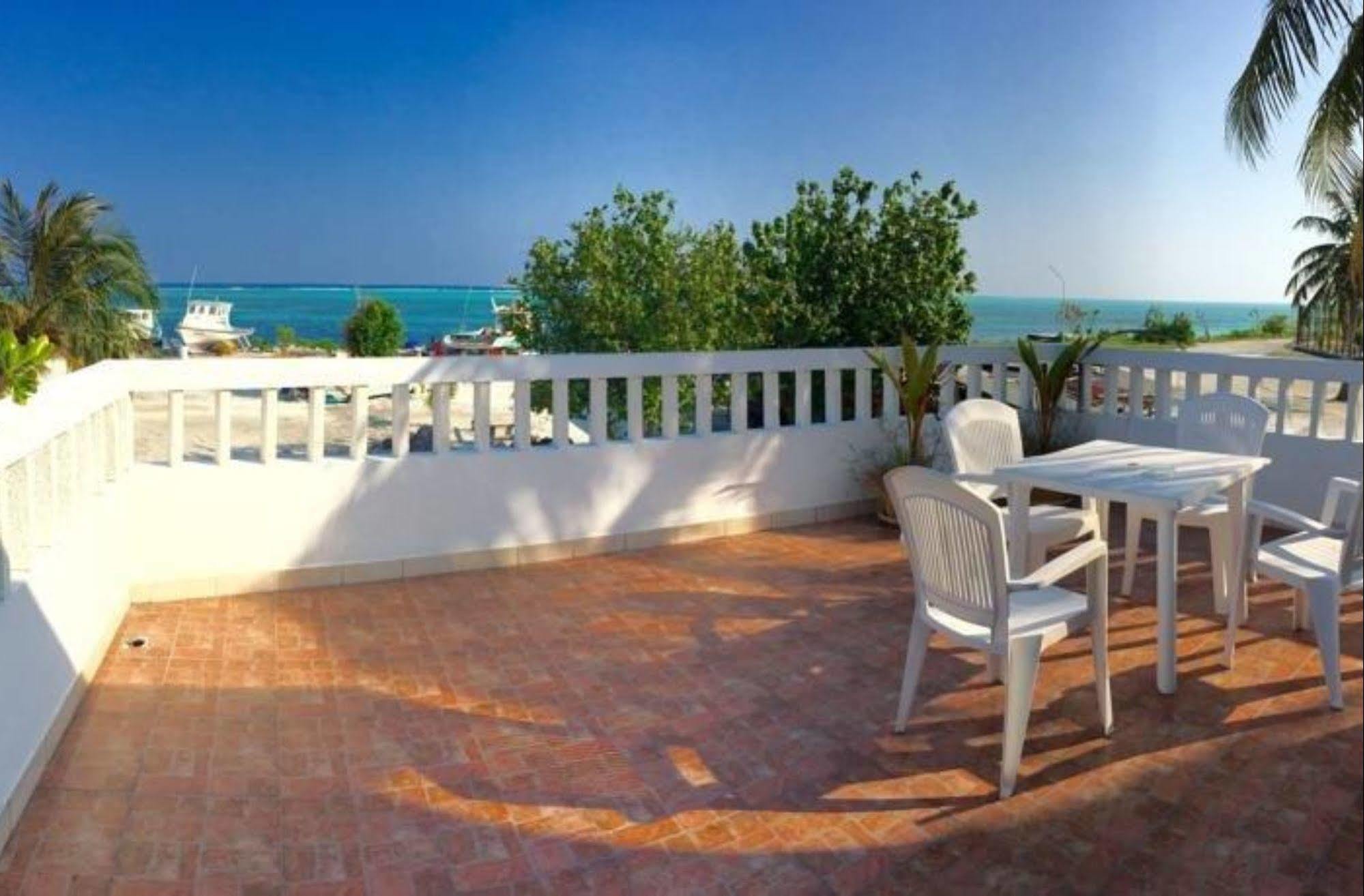 Faza View Inn, مافوشي المظهر الخارجي الصورة